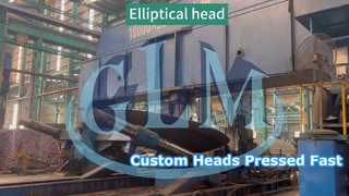 উপবৃত্তাকার মাথা একটি ড্রাম প্রেস মেশিন ব্যবহার করে চাপা হয়।